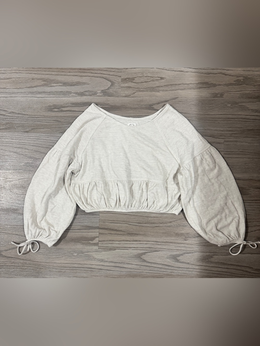 Aerie Cream Cropped Peplum Top XS Balloon Sleeve Tie Cuff Coquette Boho